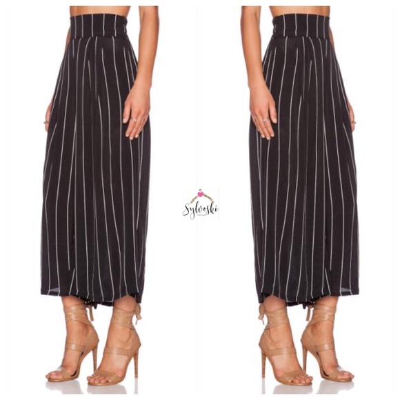 Otis & Maclain Pants - 🆕Otis & Maclain Palazzo pant in pinstripe